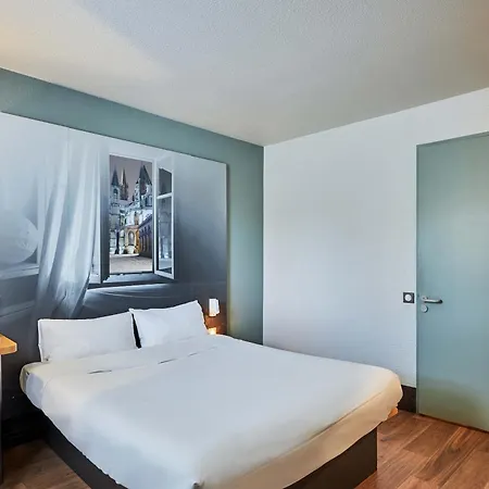 Hotel Caen Sud 2*