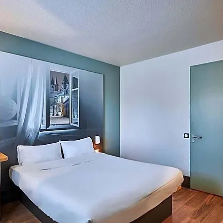 Hotel Caen Sud